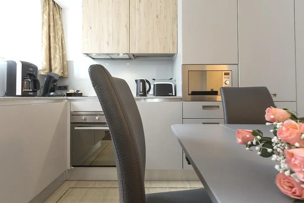 The Queen Luxury Apartments - Villa Vinicia Luxembourg