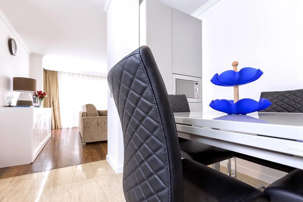 The Queen Luxury Apartments - Villa Vinicia Luxembourg Luxembourg