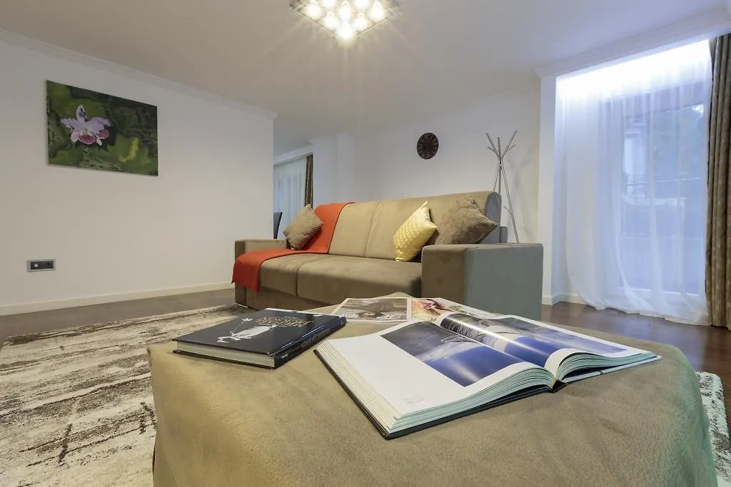 The Queen Luxury Apartments - Villa Vinicia Luxembourg Luxembourg