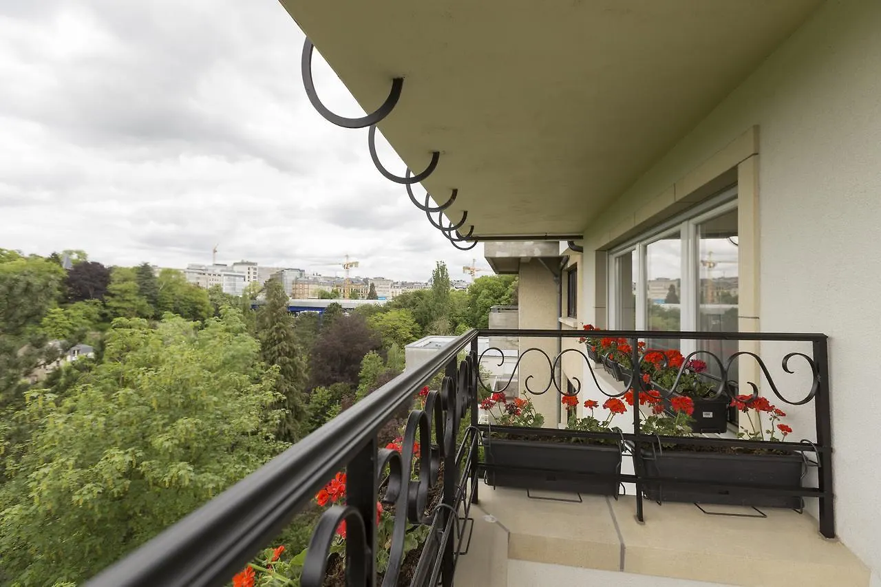The Queen Luxury Apartments - Villa Vinicia Luxembourg 0*,  Luxembourg