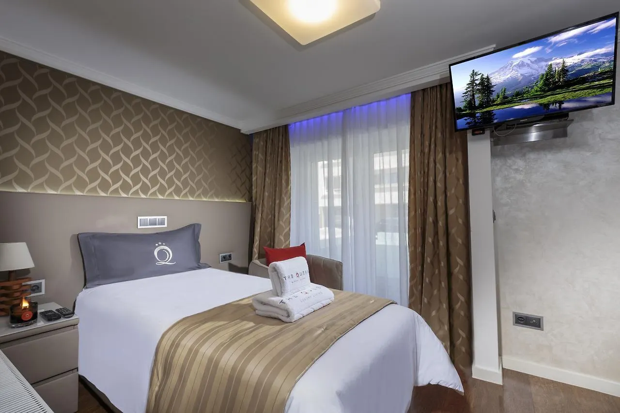 The Queen Luxury Apartments - Villa Vinicia Luxembourg Luxembourg