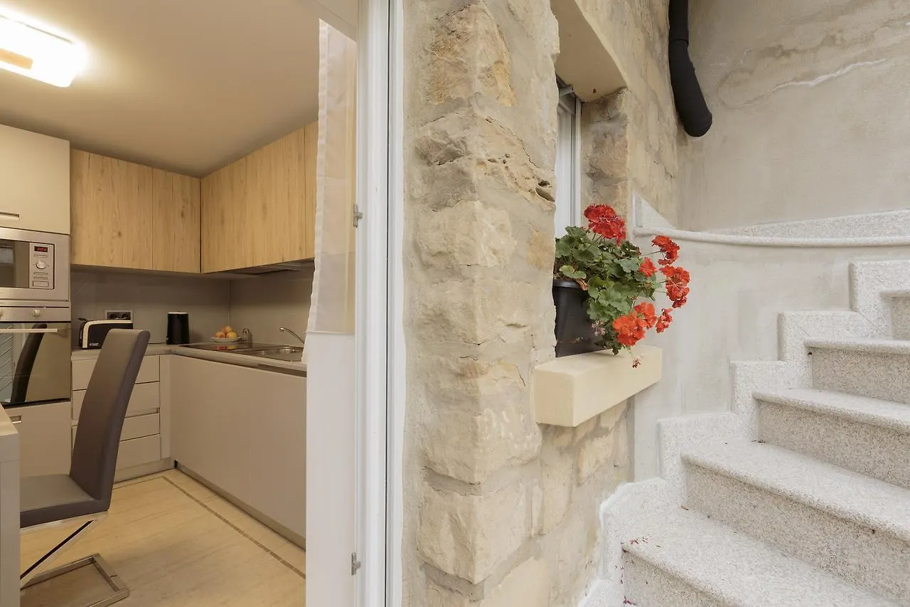 The Queen Luxury Apartments - Villa Vinicia Luxembourg