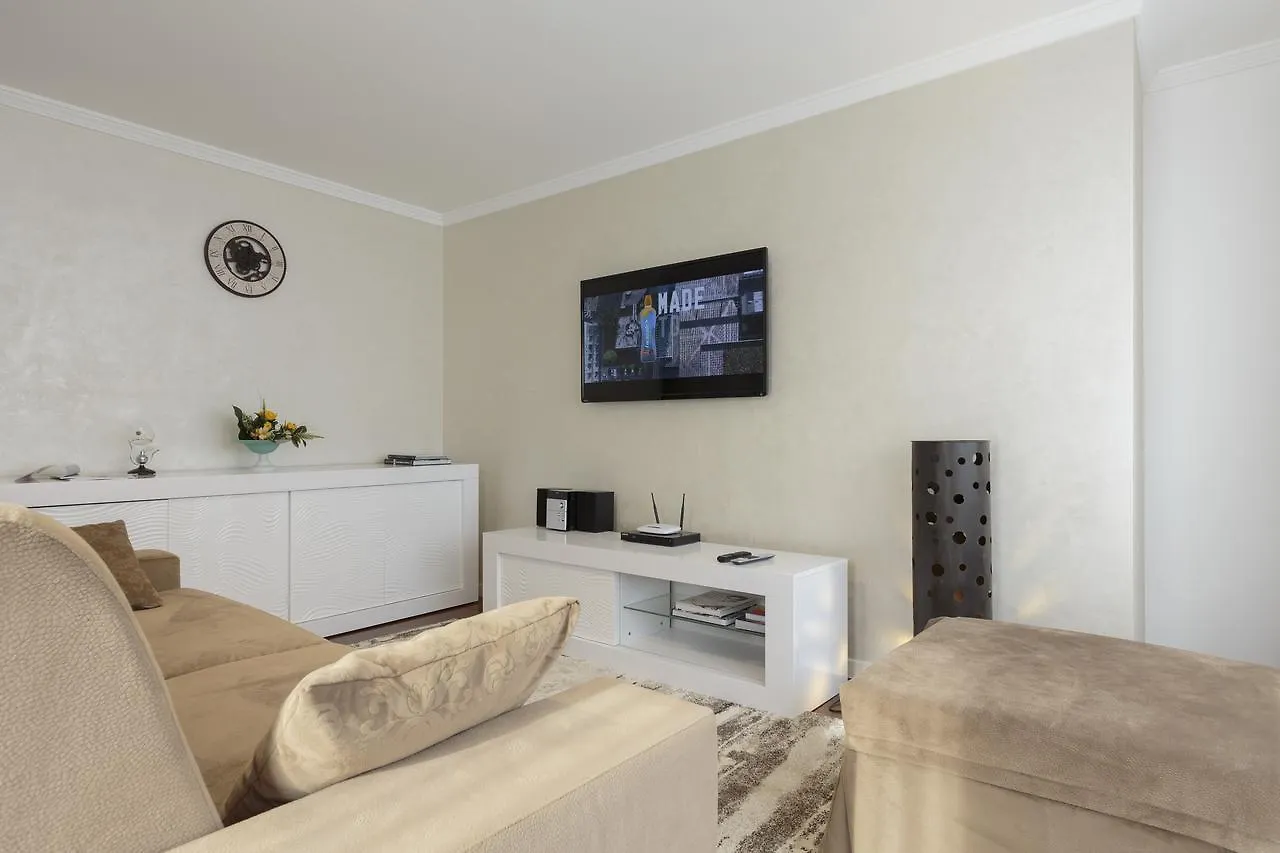 The Queen Luxury Apartments - Villa Vinicia Luxembourg Luxembourg