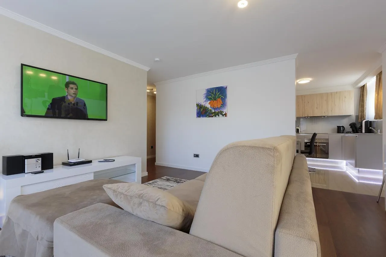 The Queen Luxury Apartments - Villa Vinicia Luxembourg 0*,