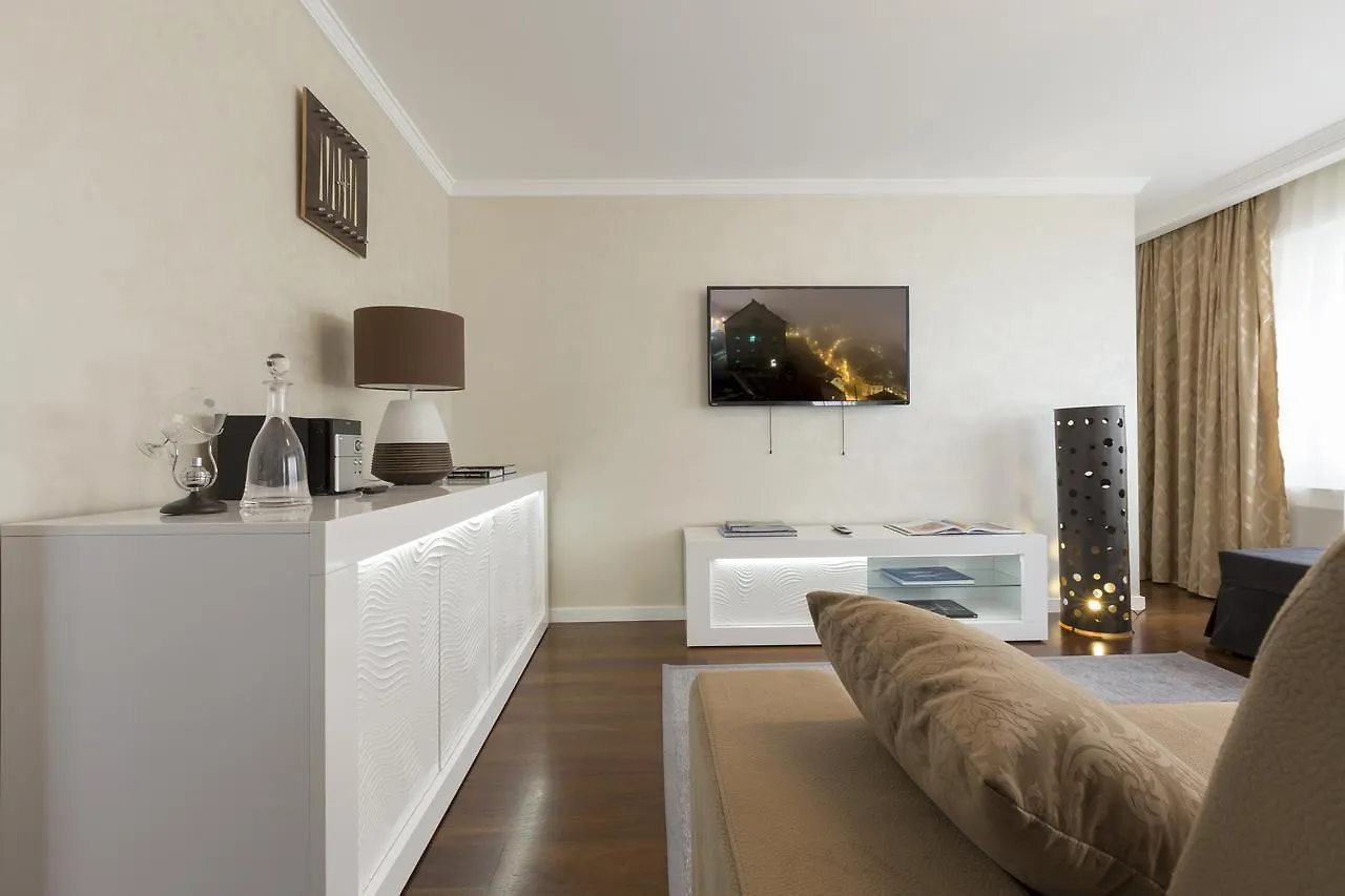 The Queen Luxury Apartments - Villa Vinicia Luxembourg Luxembourg